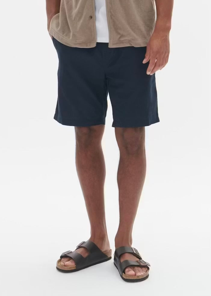 MAbarton Lin Shorts