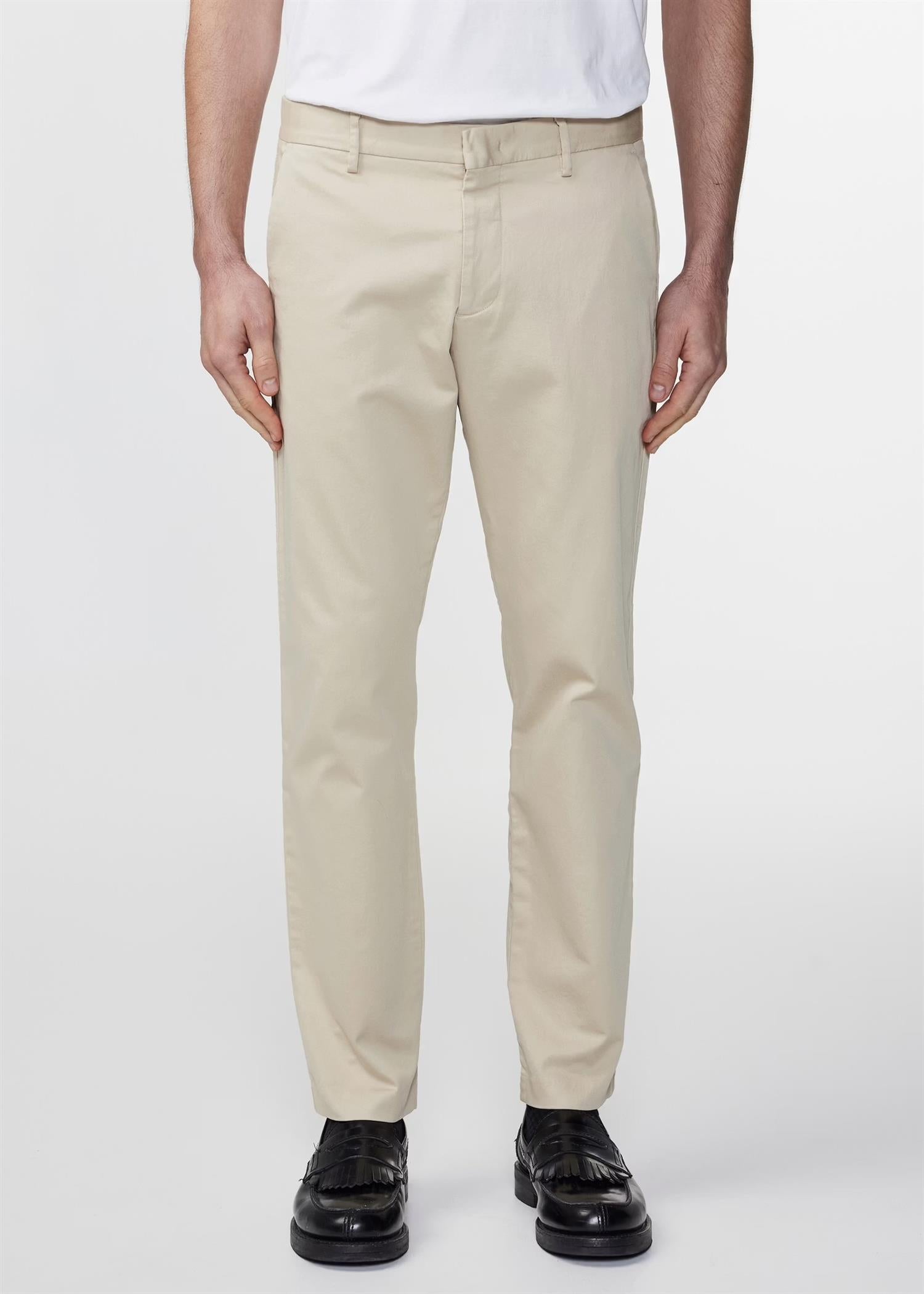 Theo 1420 Chinos